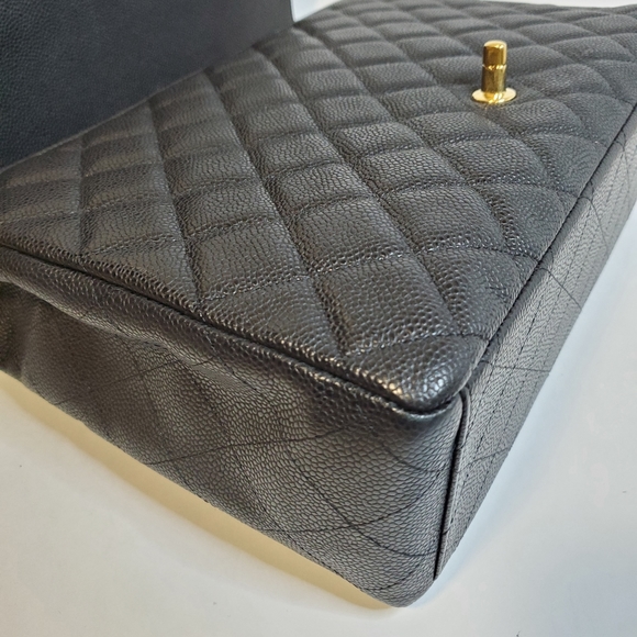 Chanel Maxi Single Flap Caviar Ghw - Picture 9 of 12